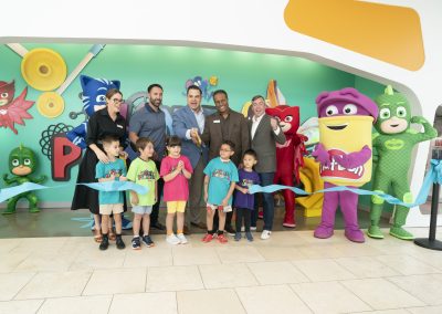 A World of Wonder: City Officials, Hasbro Representatives & Imagination Crew Members Unite for Playskool’s Grand Opening Celebration
